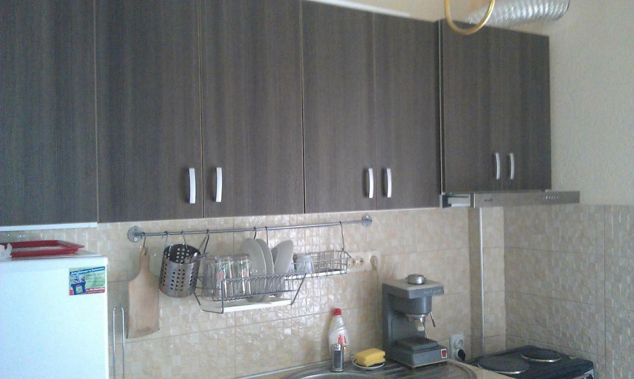Apartment 60M From Sea! Nea Kallikrateia Buitenkant foto