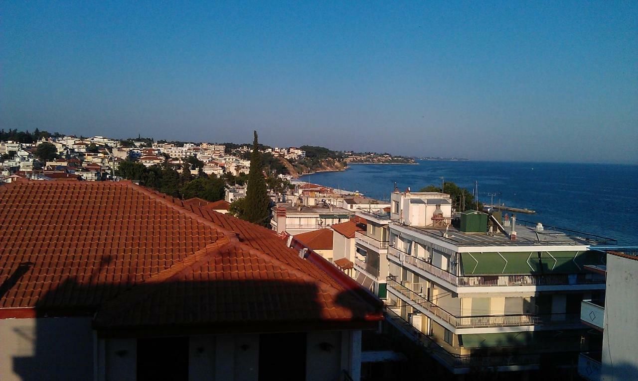 Apartment 60M From Sea! Nea Kallikrateia Buitenkant foto