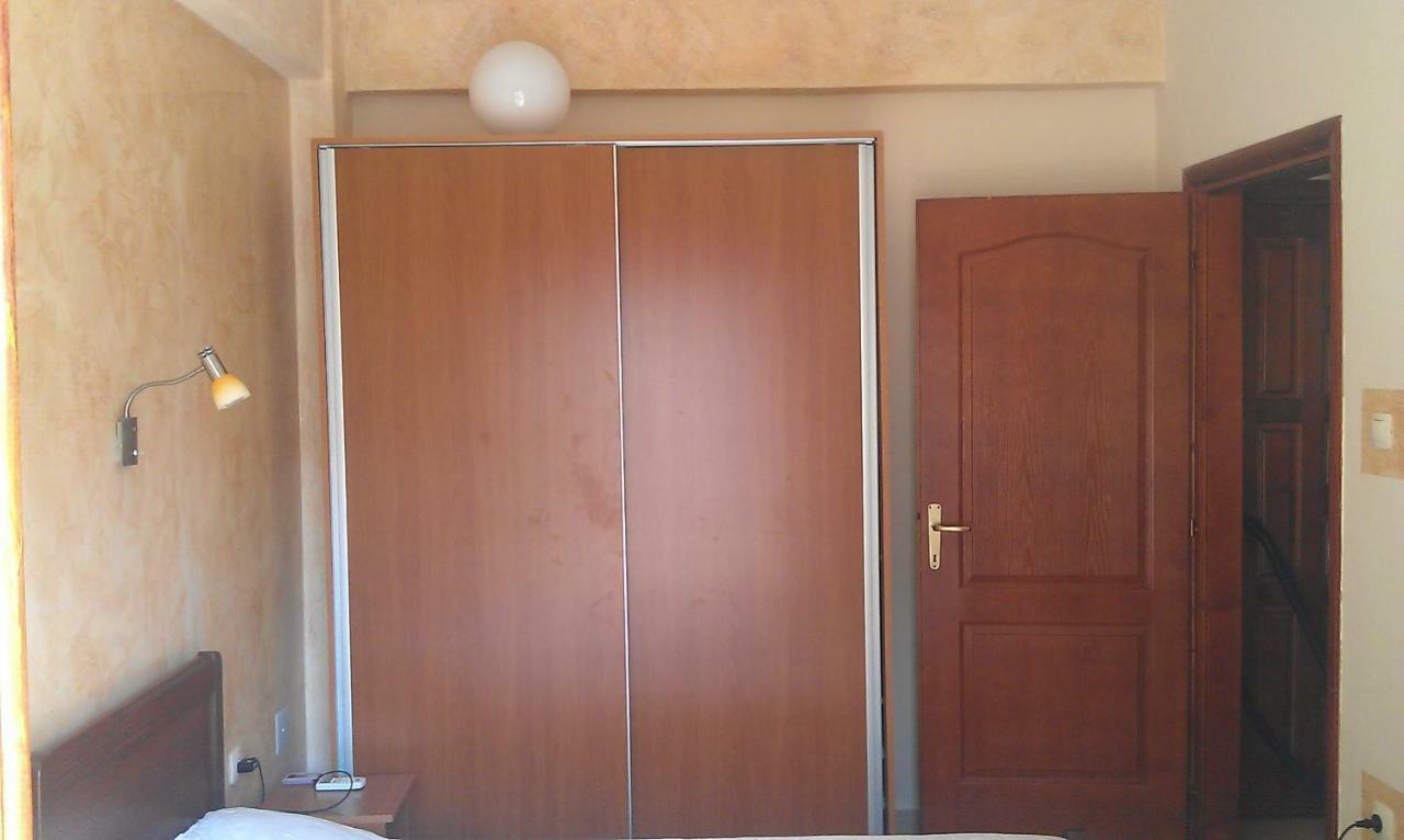 Apartment 60M From Sea! Nea Kallikrateia Buitenkant foto